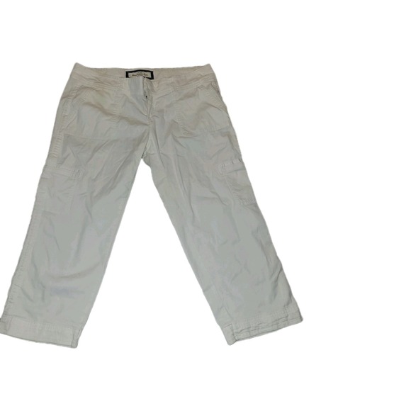 Abercrombie & Fitch Cropped White Cargo Pants 2 Comfort Beach Coastal Surfer - Picture 1 of 8